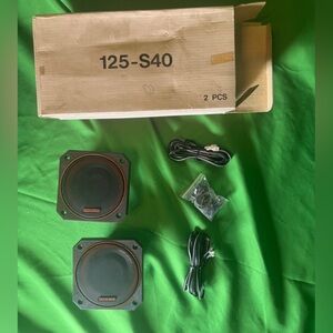 Audiovox 125-S40 Car Speakers (Pair) - 4 Ohms, 20W Max - Unused, Untested